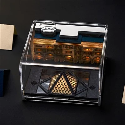 3D Louvre Museum Sticky Notes